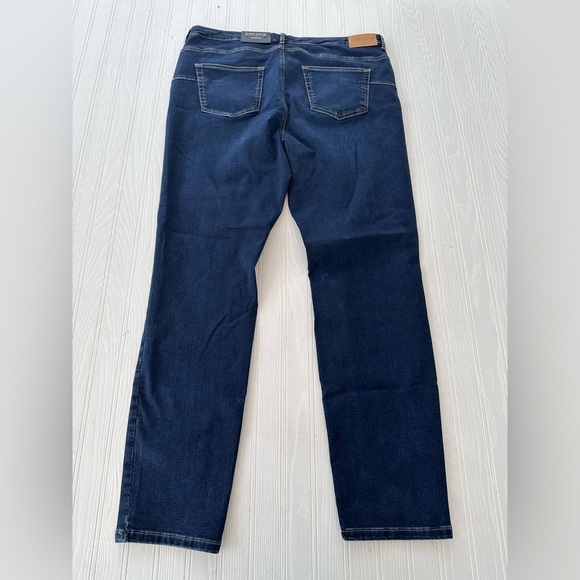 base level curvy joya mid rise slim fit jeans size 18(2),20(2) - Picture 6 of 6